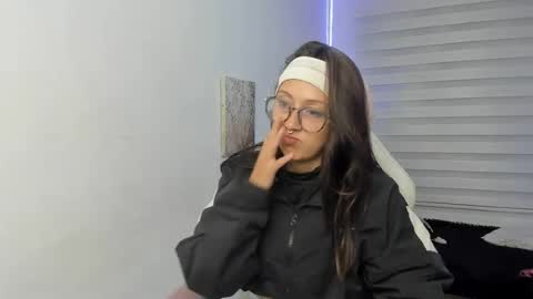Snapshot of brith_ness chatting on 18, 6, 2026 Brith ness online show from 18, 6, 2026