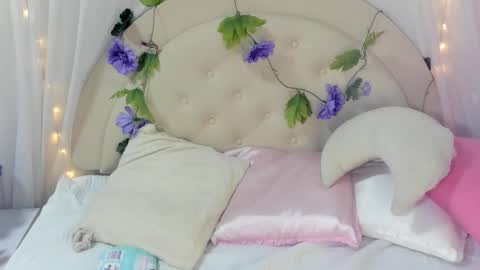 Brithany Rousee online show from 1, 2, 2025