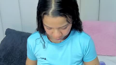 Brithany Rousee online show from 17, 2, 2025