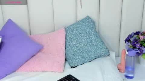 Brithany Rousee online show from 3, 3, 2025