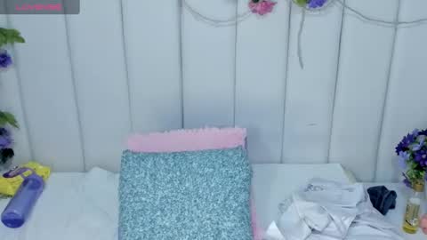 Brithany Rousee online show from 4, 3, 2025