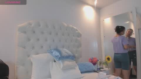 Brithany Rousee online show from 2, 12, 2025