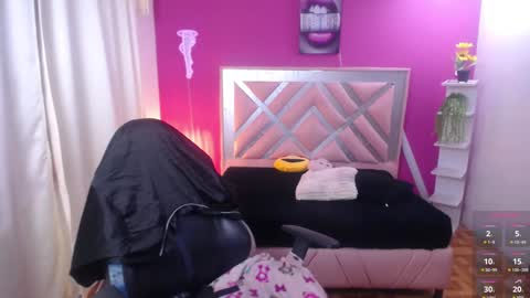 Snapshot of brithany_smiith_ chatting on 14, 12, 2024 britany online show from 14, 12, 2024