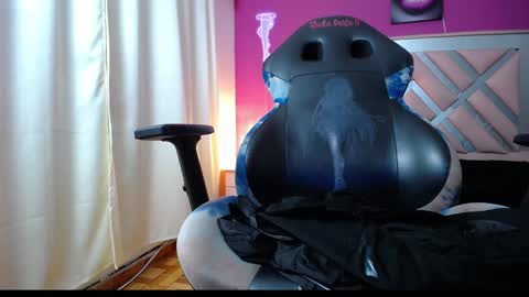 Snapshot of brithany_smiith_ chatting on 14, 12, 2024 britany online show from 14, 12, 2024