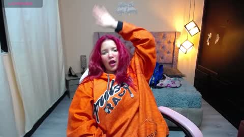 Snapshot of brithany_smiith_ chatting on 8, 2, 2025 britany online show from 8, 2, 2025