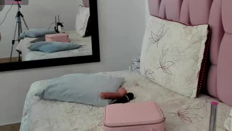 Snapshot of brithanyadams chatting on 10, 11, 2025 brithanyadams online show from 10, 11, 2025