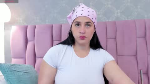 Snapshot of brithanyadams chatting on 5, 12, 2025 brithanyadams online show from 5, 12, 2025