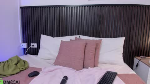 Snapshot of brithanycollins chatting on 26, 4, 2026 Brithany online show from 26, 4, 2026