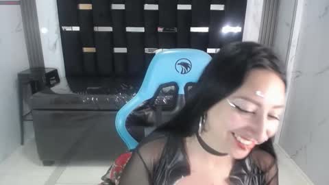 Snapshot of britney_sub chatting on 29, 10, 2025 Britney online show from 29, 10, 2025