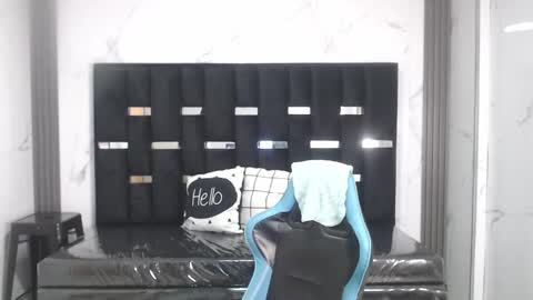 Snapshot of britney_sub chatting on 16, 1, 2026 Britney online show from 16, 1, 2026