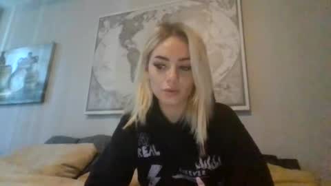 britneycherry08 online show from 25, 6, 2026