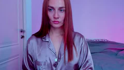 britneyhall online show from 20, 11, 2025