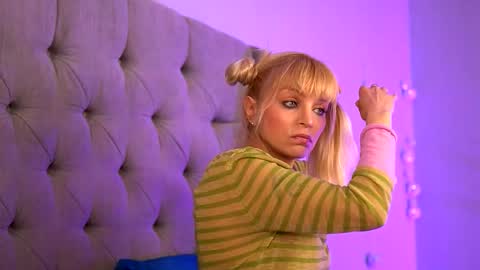 britneyhudson online show from 24, 3, 2026