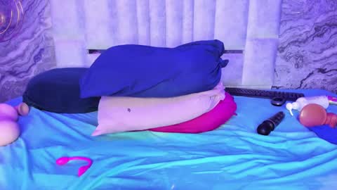 Snapshot of britneyvega chatting on 8, 2, 2025 Britney online show from 8, 2, 2025