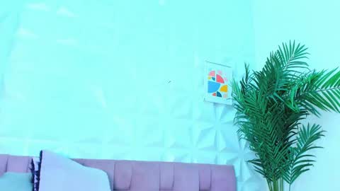 BRIYIT     online show from 22, 1, 2025