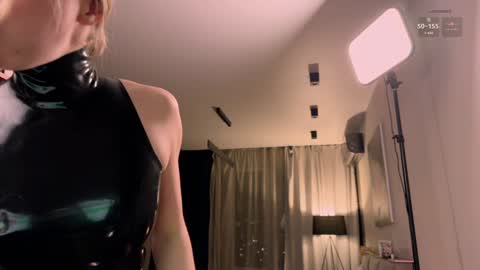 Anna online show from 18, 1, 2025