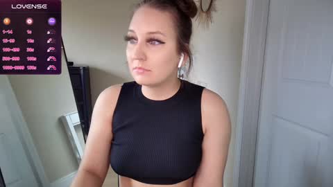 brookebee online show from 8, 12, 2024