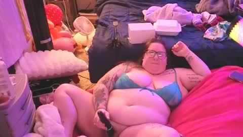 Snapshot of brookenicole3 chatting on 15, 2, 2026 Madam Brooke online show from 15, 2, 2026