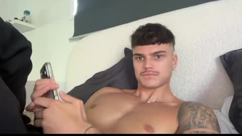 Snapshot of brooklyntay chatting on 1, 5, 2026 BrooklynTay online show from 1, 5, 2026