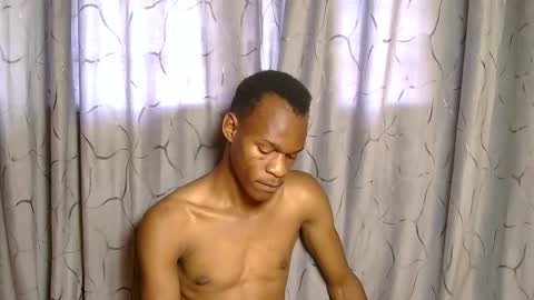 Snapshot of brownslim2 chatting on 23, 5, 2026 yas AND MILLA online show from 23, 5, 2026