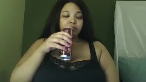 Snapshot of brownsugar0910 chatting on 4, 3, 2026 EtherealLilac online show from 4, 3, 2026