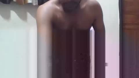 Snapshot of brownwolfie28 chatting on 3, 11, 2025 brownwolfie28 online show from 3, 11, 2025