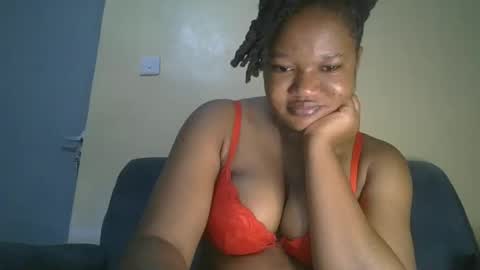 Snapshot of browny_kinky chatting on 11, 12, 2024 pitch online show from 11, 12, 2024