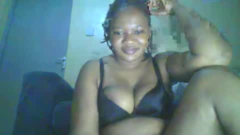 Snapshot of browny_kinky chatting on 22, 12, 2024 pitch online show from 22, 12, 2024