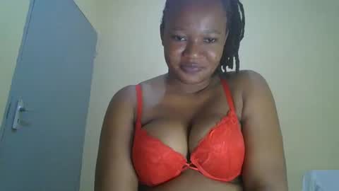 Snapshot of browny_kinky chatting on 10, 1, 2025 pitch online show from 10, 1, 2025