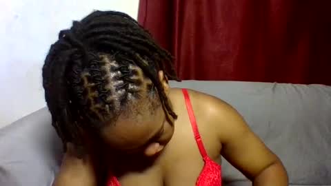 Snapshot of browny_kinky chatting on 14, 2, 2025 pitch online show from 14, 2, 2025