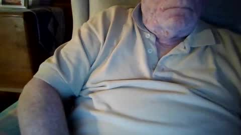 Snapshot of brubar chatting on 20, 10, 2025 brubar online show from 20, 10, 2025