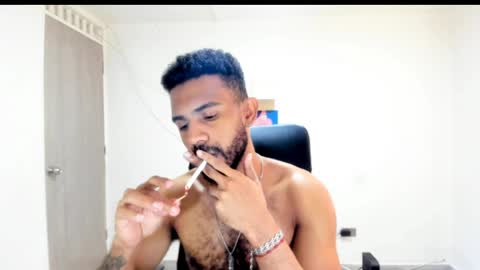 Snapshot of bruce_1111 chatting on 10, 4, 2026 bruce_1111 online show from 10, 4, 2026