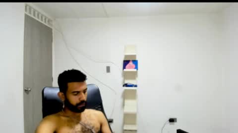 Snapshot of bruce_1111 chatting on 21, 4, 2026 bruce_1111 online show from 21, 4, 2026