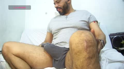 Snapshot of bruce_bigg chatting on 24, 4, 2026 Bruce online show from 24, 4, 2026