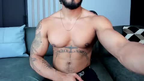Snapshot of bruce_roldan chatting on 2, 7, 2026 bruce roldan online show from 2, 7, 2026