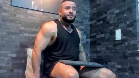 Snapshot of brucedallas chatting on 17, 7, 2026 brucedallas online show from 17, 7, 2026