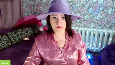 Snapshot of brunette7786 chatting on 11, 4, 2026 Julia online show from 11, 4, 2026