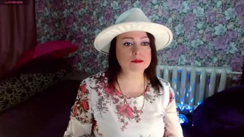 Snapshot of brunette7786 chatting on 15, 5, 2026 Julia online show from 15, 5, 2026