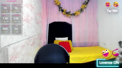 Snapshot of brunette_sasha chatting on 12, 3, 2026 Sasha Brunette online show from 12, 3, 2026