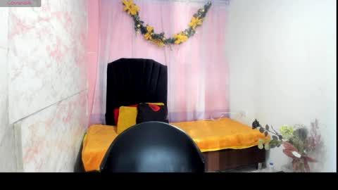 Snapshot of brunette_sasha chatting on 12, 4, 2026 Sasha Brunette online show from 12, 4, 2026