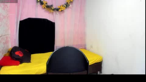 Snapshot of brunette_sasha chatting on 17, 4, 2026 Sasha Brunette online show from 17, 4, 2026