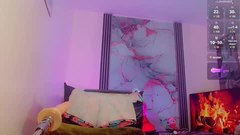 Snapshot of brunettesexy11 chatting on 7, 11, 2025 ChannelR online show from 7, 11, 2025