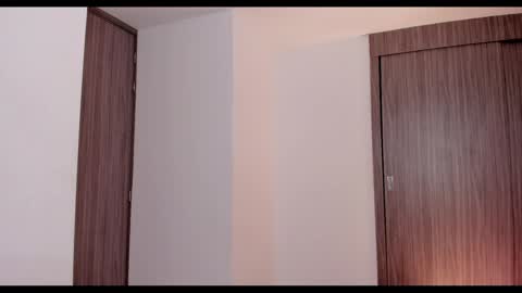 Snapshot of brunnahart chatting on 12, 1, 2025 online show from 12, 1, 2025