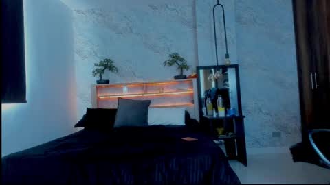 Andres Suarez online show from 1, 3, 2025