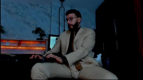 Andres Suarez online show from 3, 3, 2025