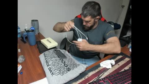 Snapshot of brutalmaster1983 chatting on 17, 12, 2024 BRUTALMASTER1983 online show from 17, 12, 2024