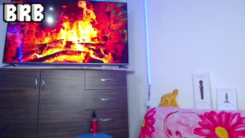 Snapshot of bryam_hot chatting on 28, 1, 2025 BRYAM INDEPENDENT MODEL online show from 28, 1, 2025