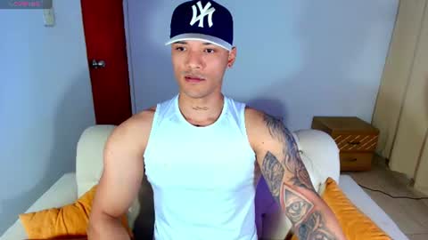 Snapshot of bryan_boy_ chatting on 30, 7, 2026 bryan online show from 30, 7, 2026
