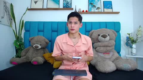 Snapshot of bryan_hotty chatting on 19, 2, 2026 Bryan online show from 19, 2, 2026