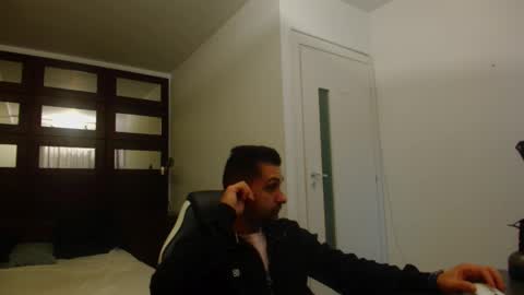Snapshot of brycereign chatting on 5, 4, 2026 BryceReign online show from 5, 4, 2026